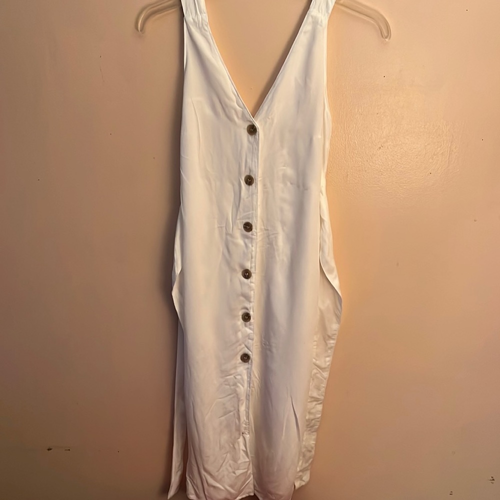 Woman’s white long dress size Small